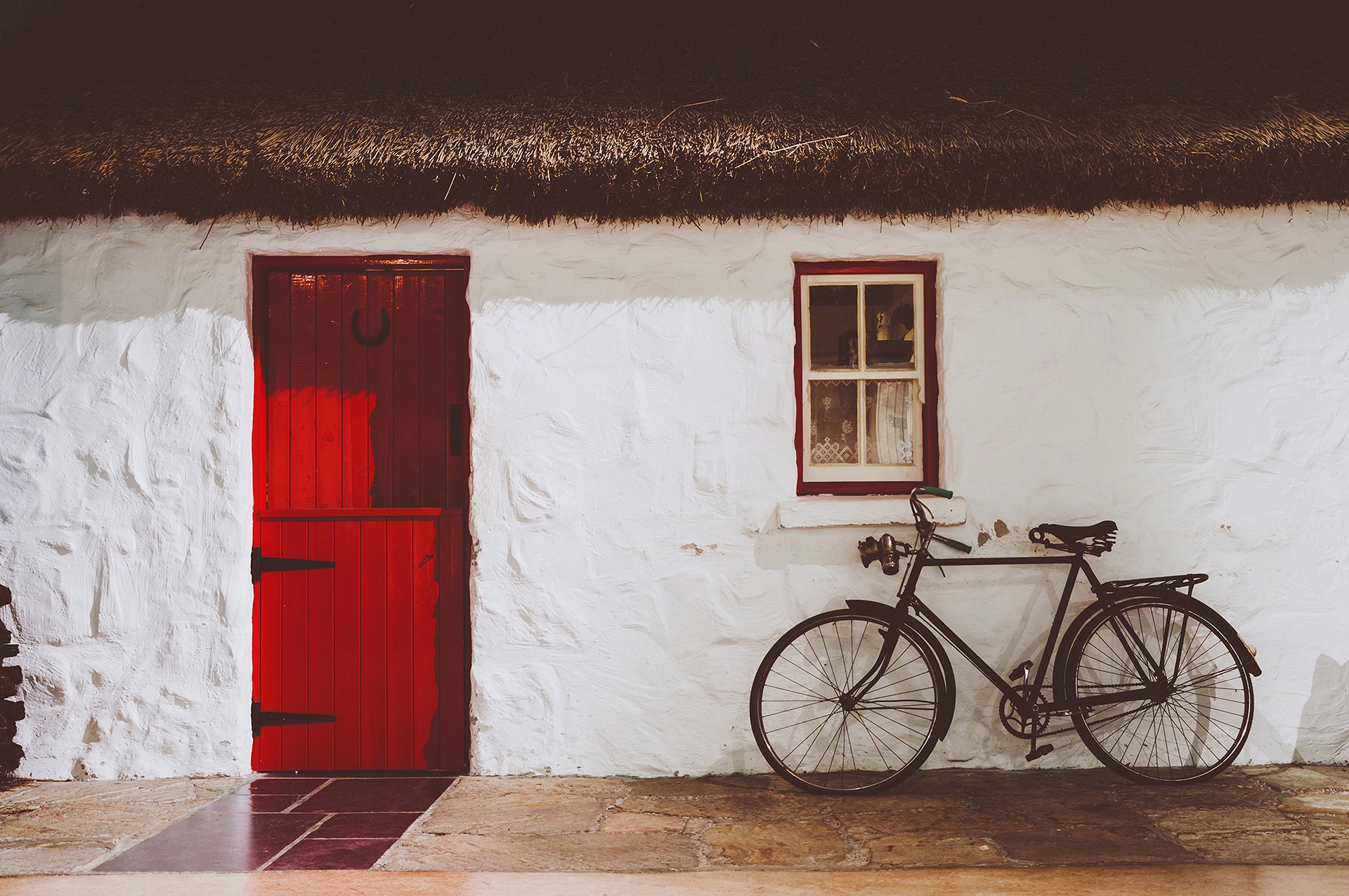 stable door costs glasgow