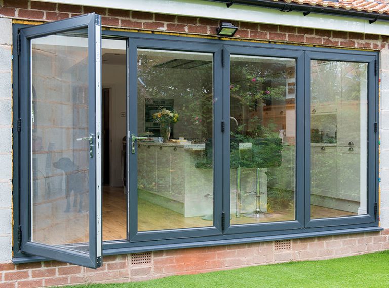 aluminium bifold door maryhill